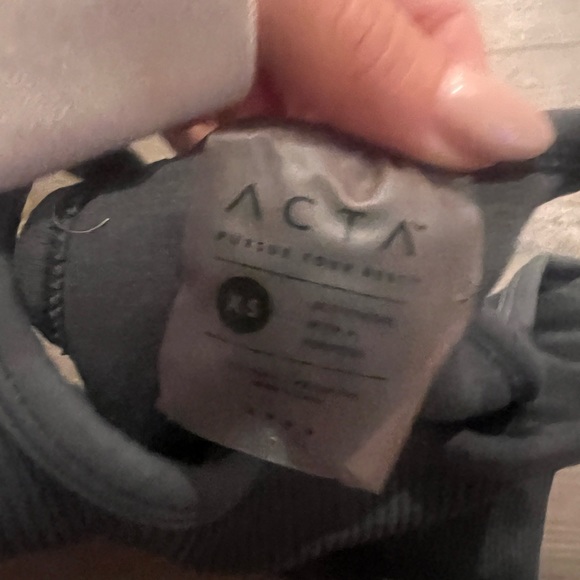 Acta Ribbed Tank - Picture 3 of 3